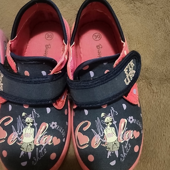 Kids Shoes Set of 3 - Picture 3 of 10